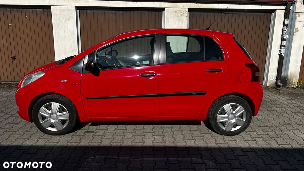 Toyota Yaris 1.4 D-4D Luna - 4