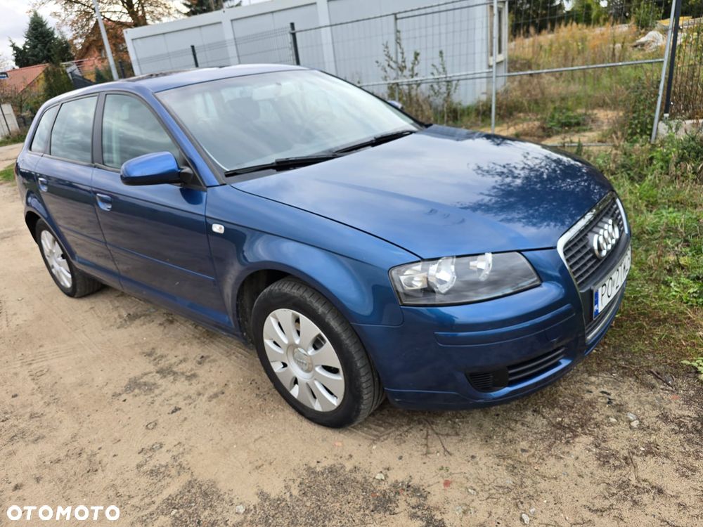 Audi A3 Sportback - 4