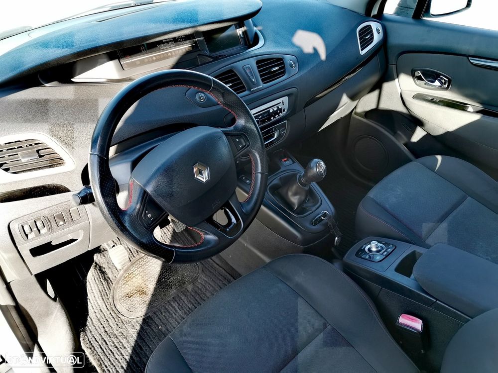 Renault Scénic 1.5 dCi Dynamique S - 7