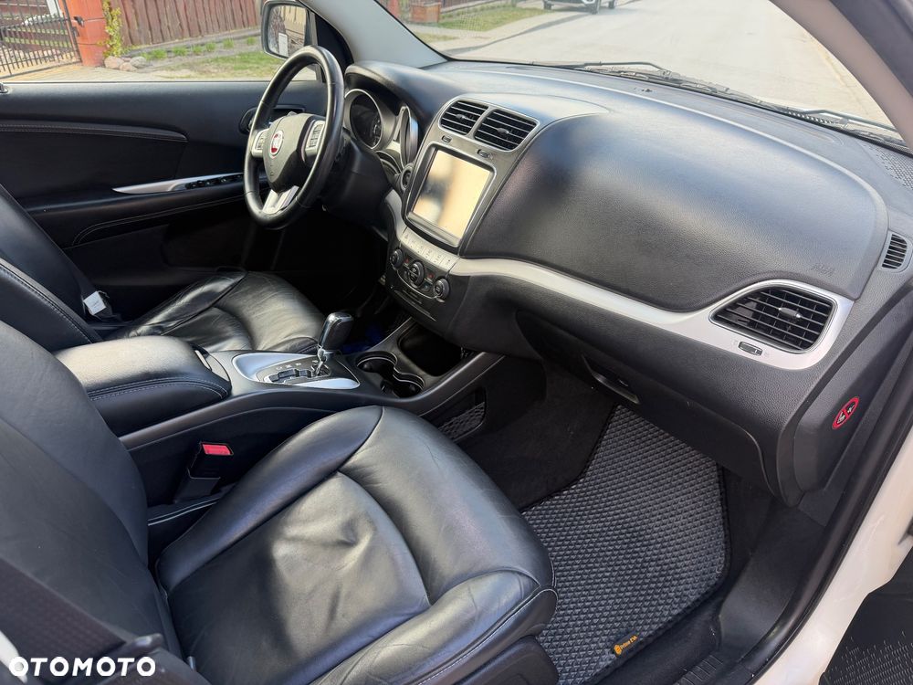 Fiat Freemont 2.0 Multijet 16V DPF Automatik Allrad Black Code - 18