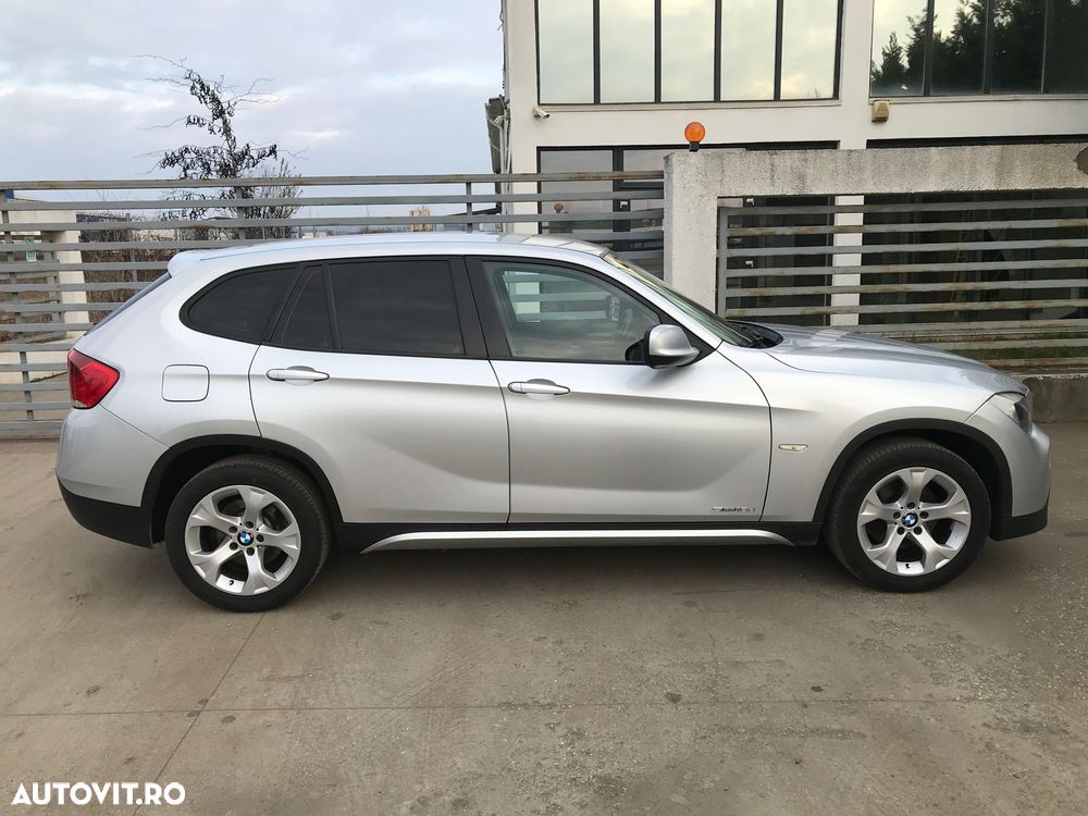 BMW X1 sDrive18d Sport Line - 12
