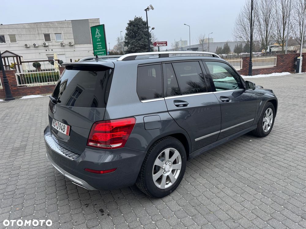 Mercedes-Benz GLK 220 CDI (BlueEFFICIENCY) - 8