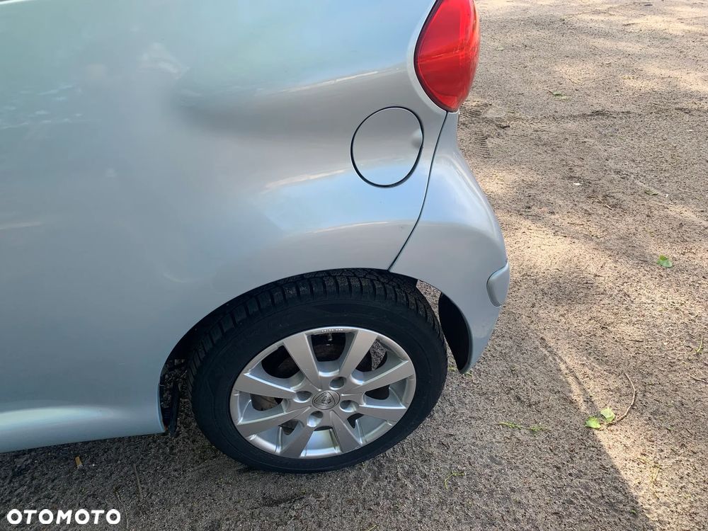 Toyota Aygo 1.0 VVT-i Luna MM A/C - 10