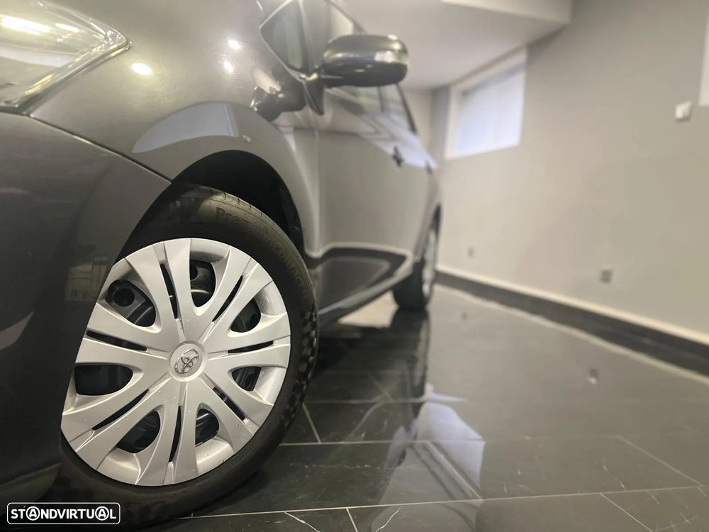 Toyota Auris 1.4 VVT-i AC - 25