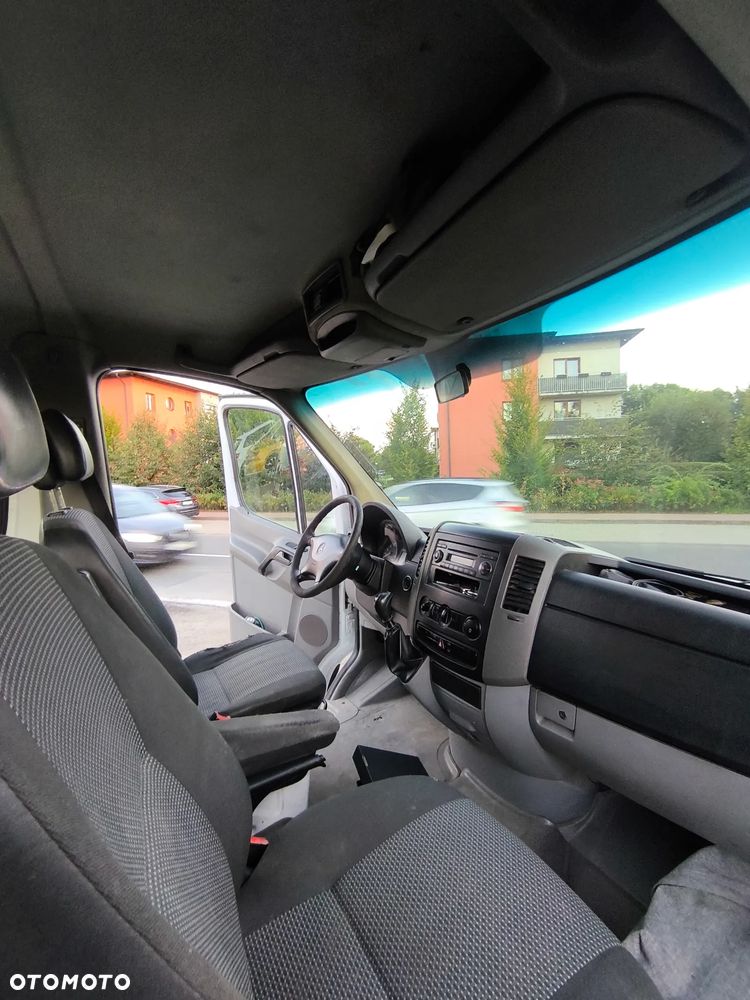 Mercedes-Benz Sprinter - 17