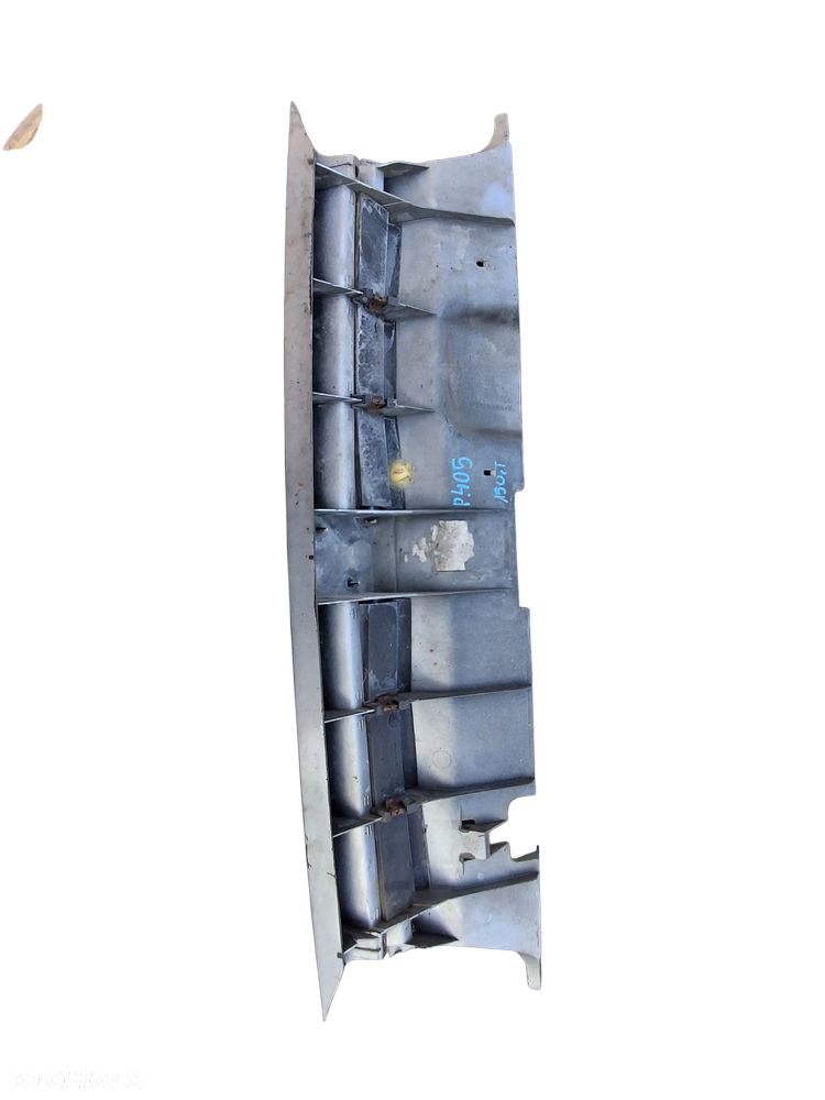 GRILL  PEUGEOT 405 - 2