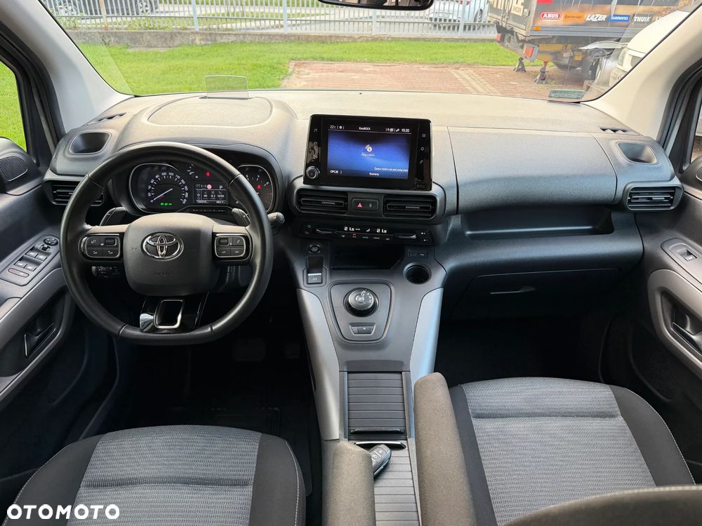 Toyota Proace City Verso Long 1.2 D-4T Family - 7