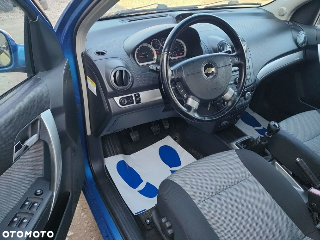 Chevrolet Aveo - 11