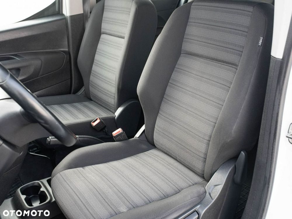 Opel Combo 1.5 CDTI Enjoy S&S - 12