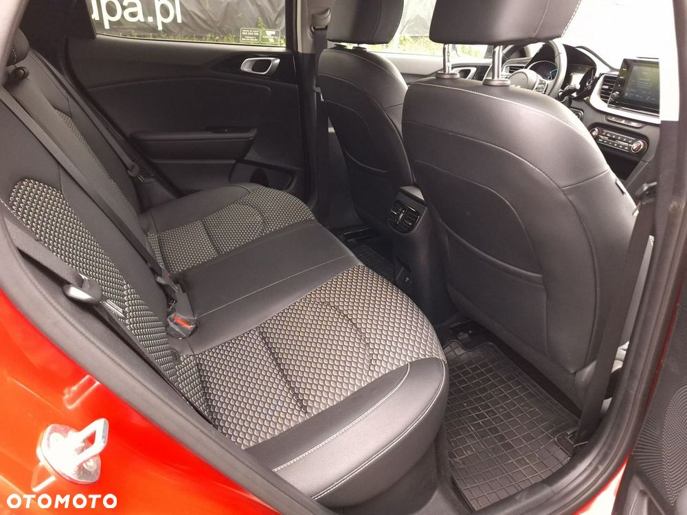 Kia XCeed 1.6 GDI PHEV L DCT - 23