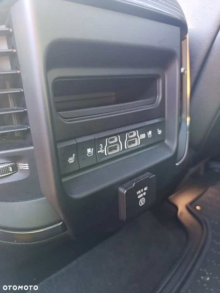 RAM 1500 Crew Cab Limited - 10