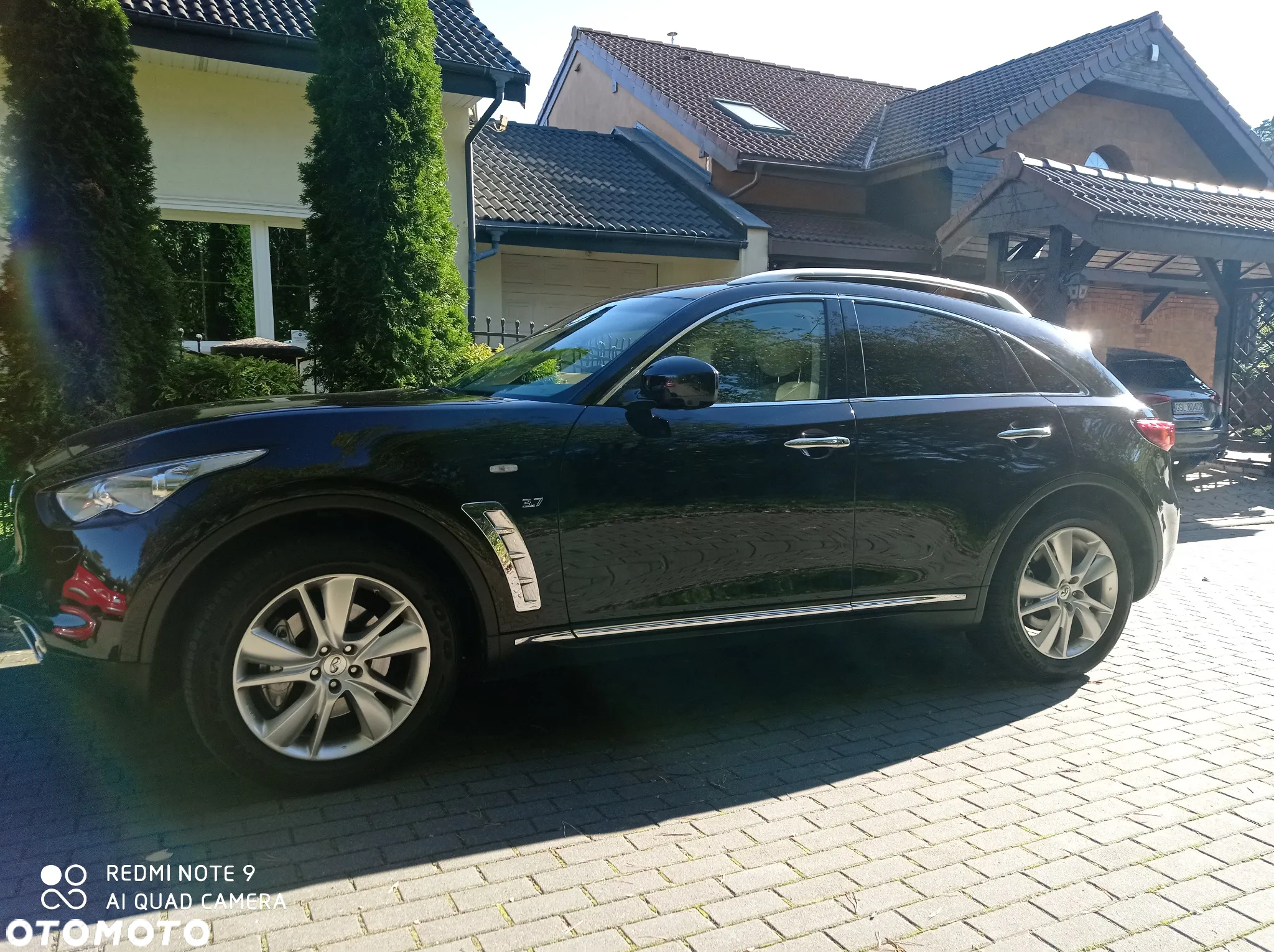 Infiniti QX70 3.7 GT Premium - 4