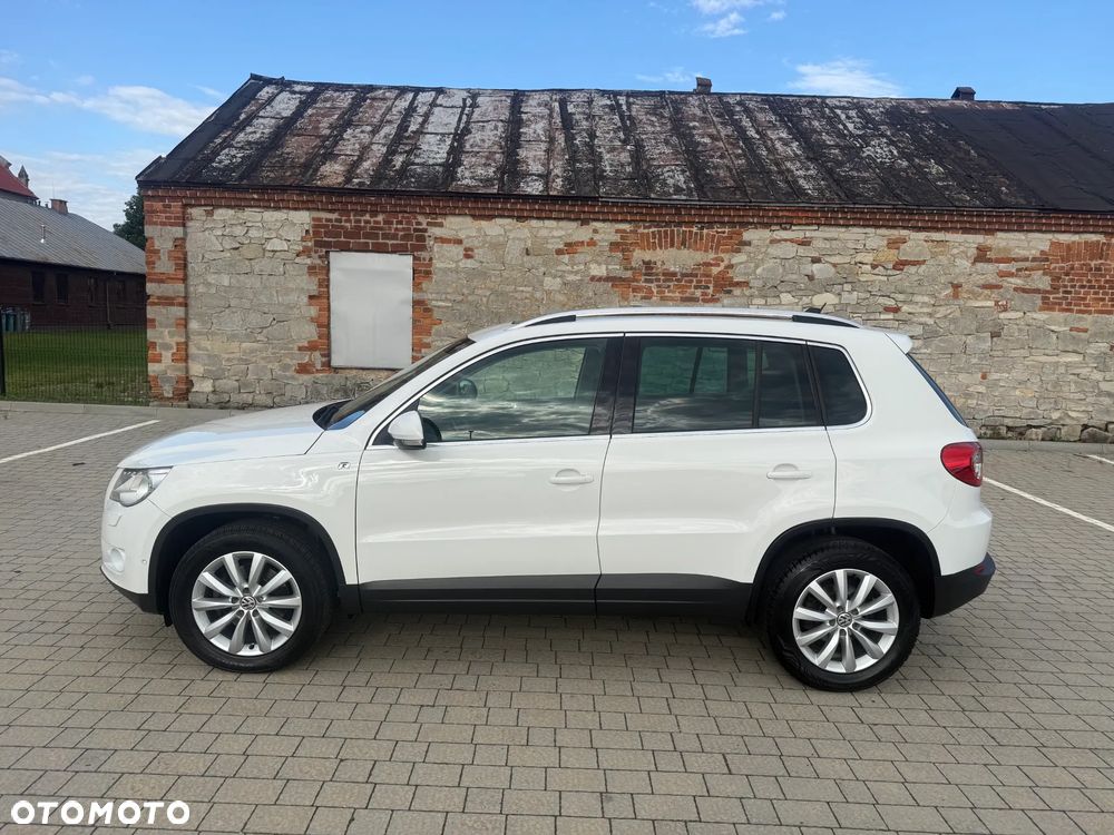 Volkswagen Tiguan - 2