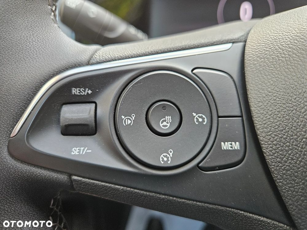 Opel Grandland - 18