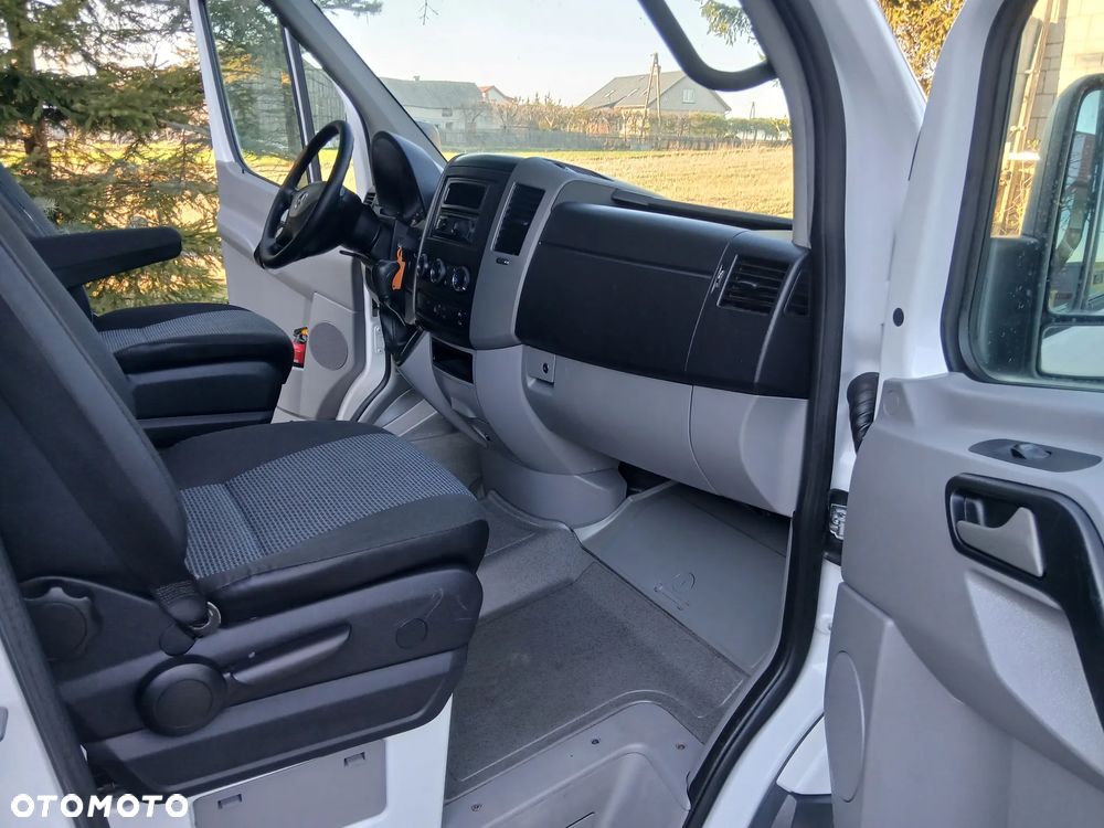 Mercedes-Benz Sprinter - 22