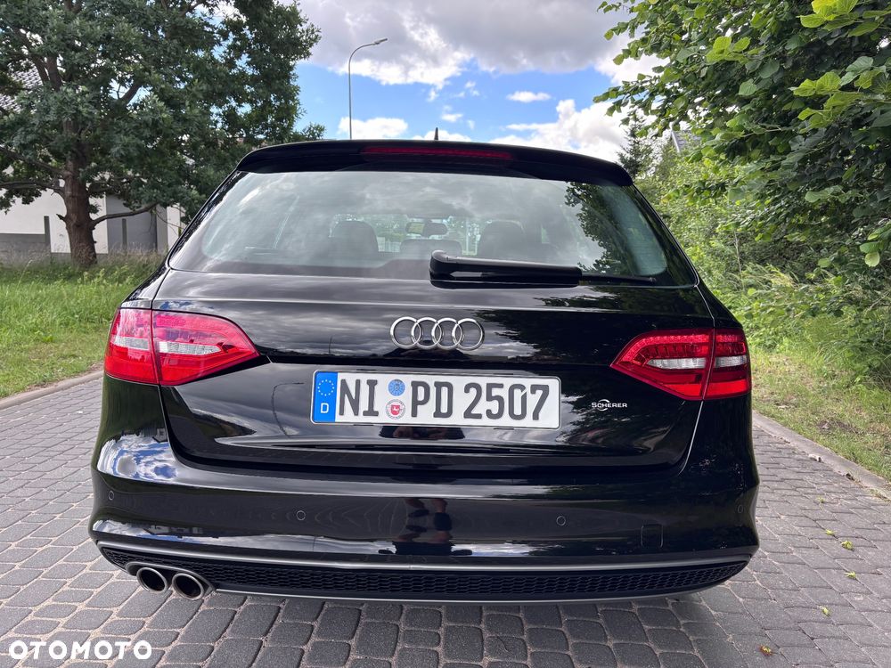 Audi A4 Avant 2.0 TDI DPF clean diesel S line Sportpaket - 32
