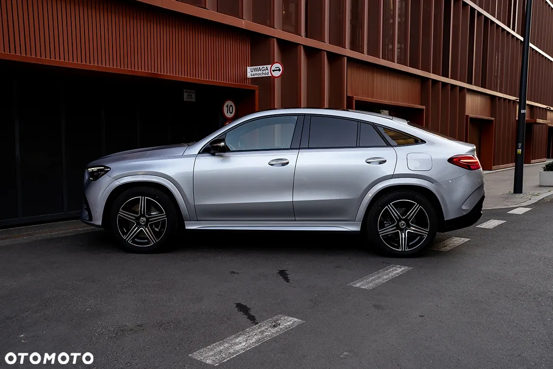 Mercedes-Benz GLE Coupe 400 e PHEV 4-Matic AMG Line - 35