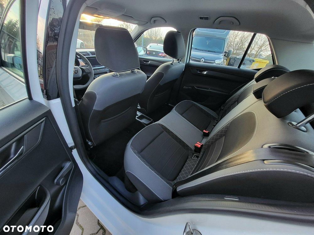 Skoda Fabia - 8