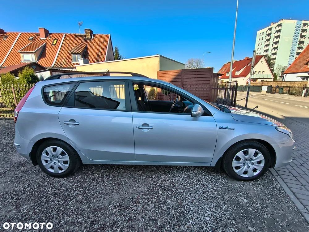 Hyundai i30 1.6 blue Classic - 3