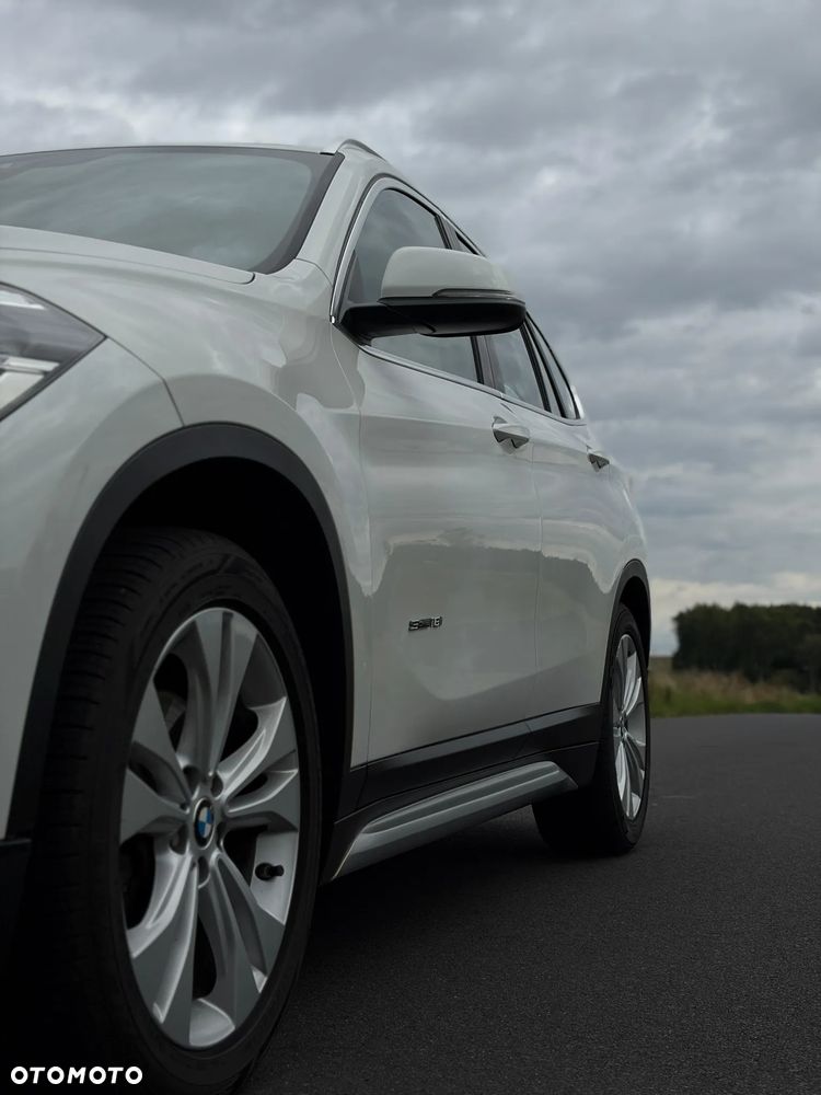 BMW X1 sDrive18i - 15