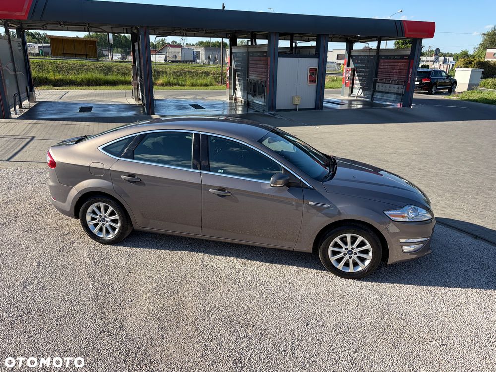 Ford Mondeo 1.6 Eco Boost Titanium - 11