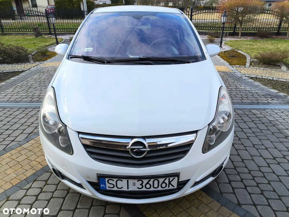 Opel Corsa 1.2 16V Easytronic Cosmo - 3