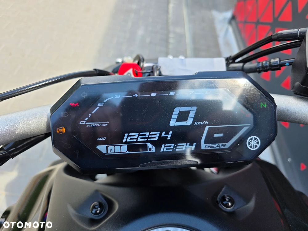 Yamaha MT - 15