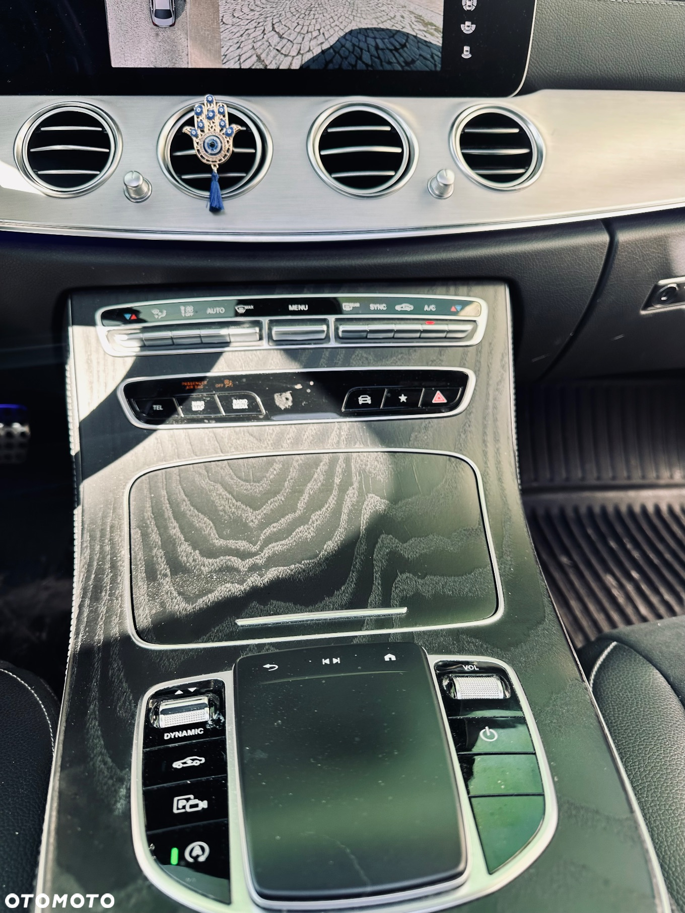 Mercedes-Benz Klasa E 220 d Coupe 4-Matic AMG - 4