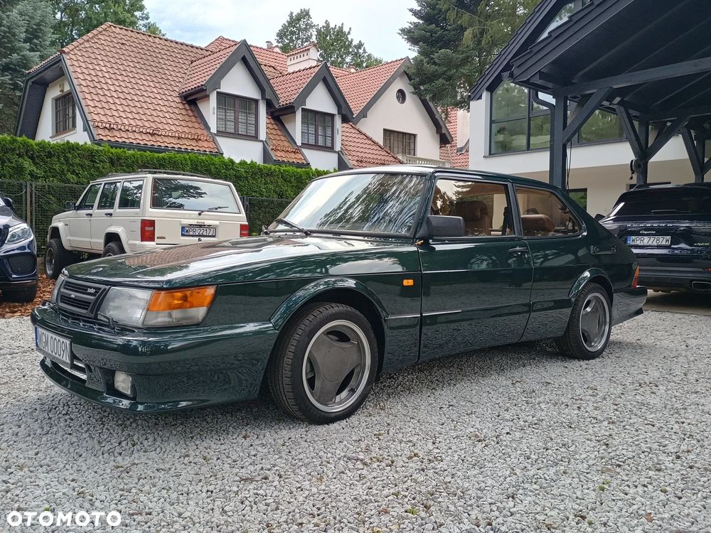 Saab 900 - 24