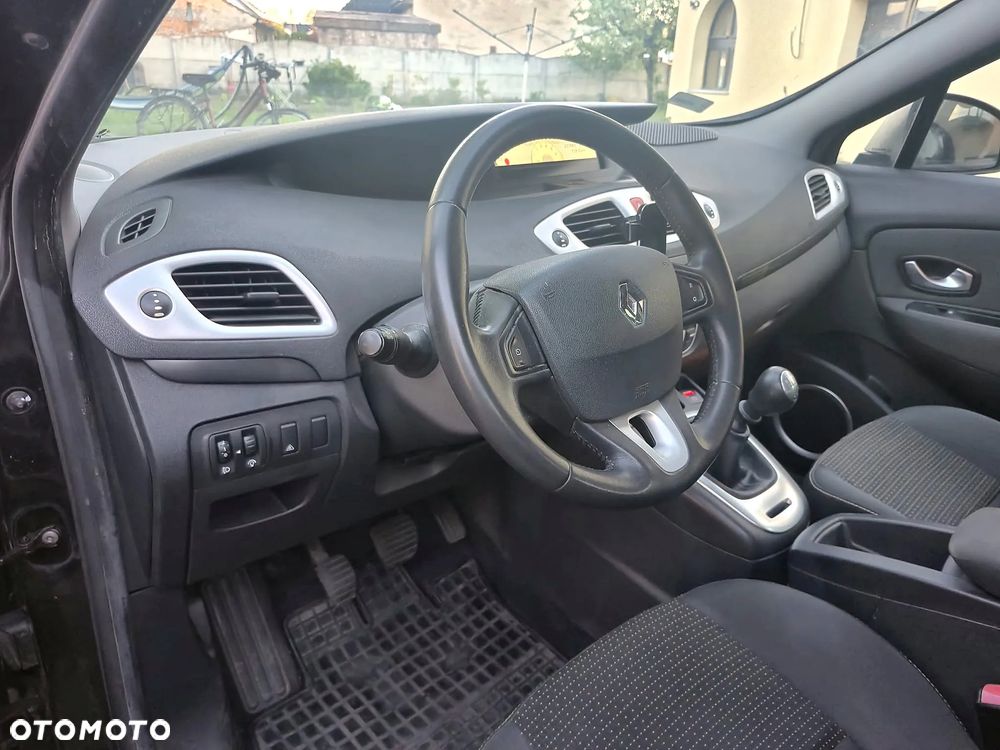 Renault Grand Scenic TCe 130 Dynamique - 10