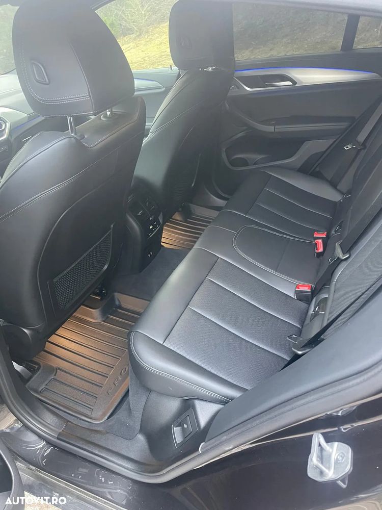 BMW X4 M M40d AT MHEV - 31