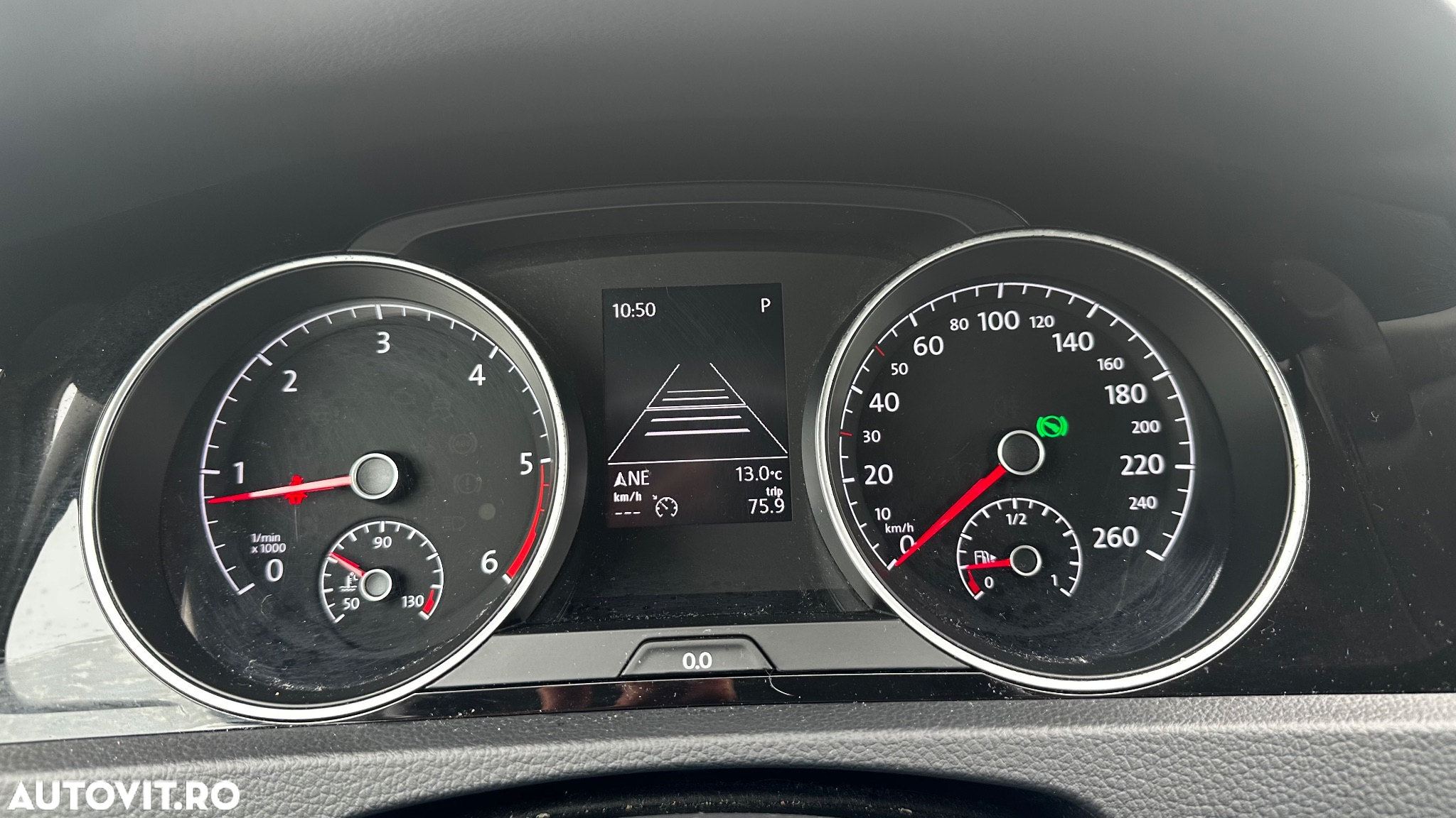 Volkswagen Golf 2.0 TDI DSG Sound - 20
