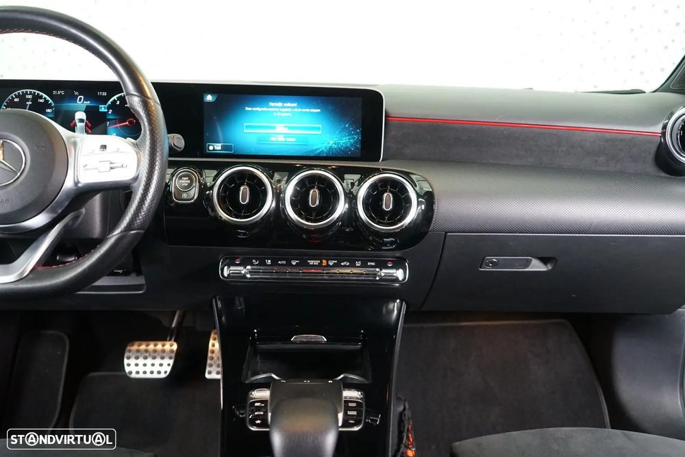 Mercedes-Benz A 200 AMG Line Aut. - 17