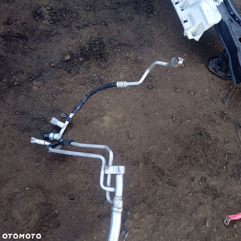 Przewód klimatyzacji BMW F33 933716 - 2