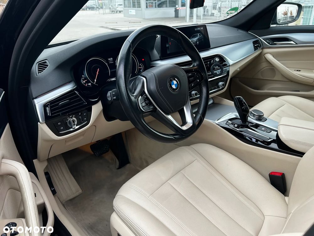 BMW 5 Series 2017 photo 5