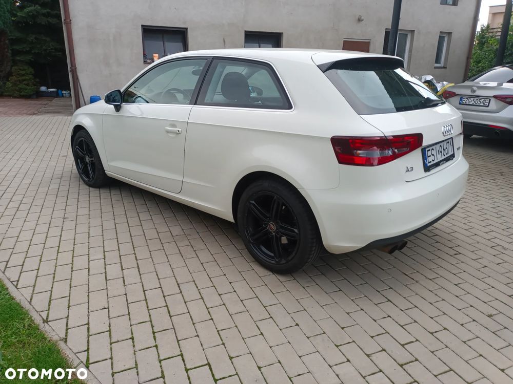 Audi A3 3-drzwiowe 1.4 TFSI Ambiente - 3