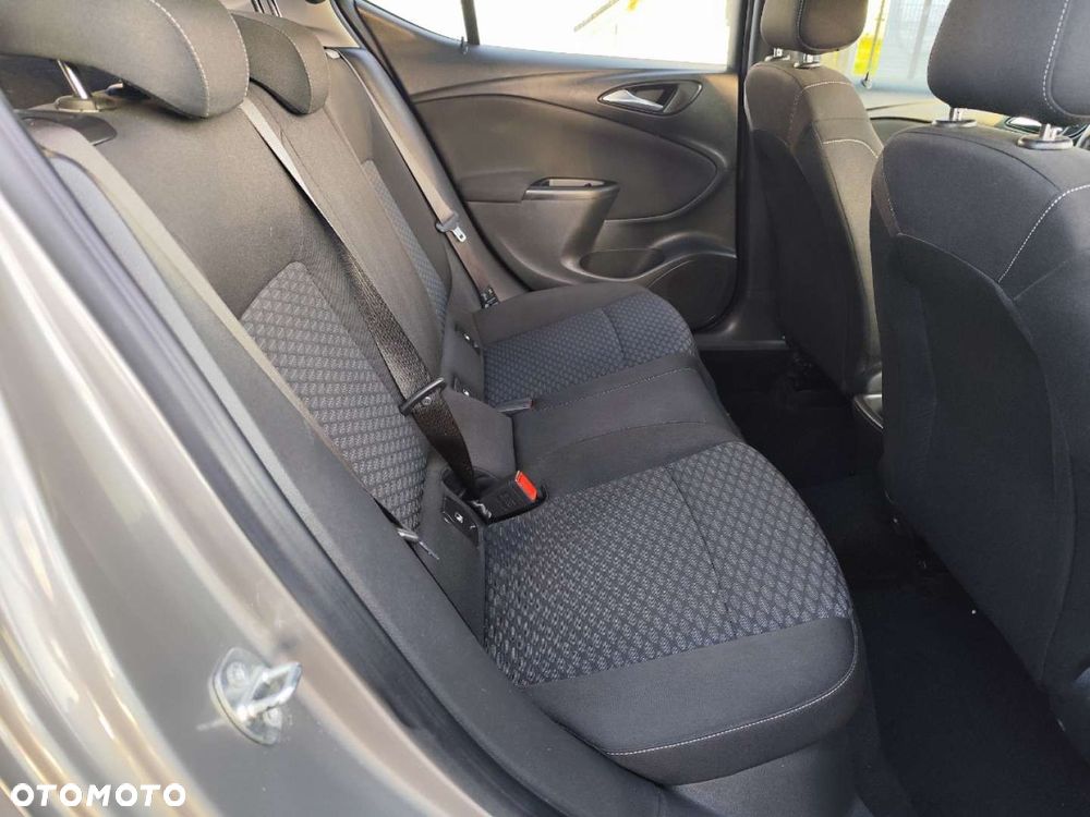 Opel Astra - 19