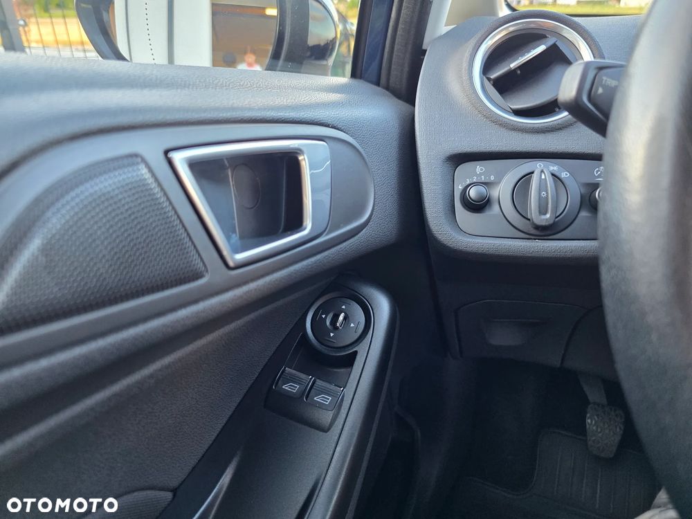 Ford Fiesta 1.25 Trend - 19