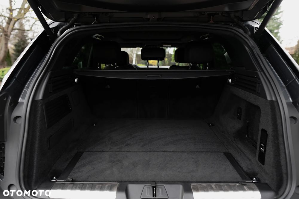 Land Rover Range Rover Sport S 4.4 V8 P530 First Edition - 38