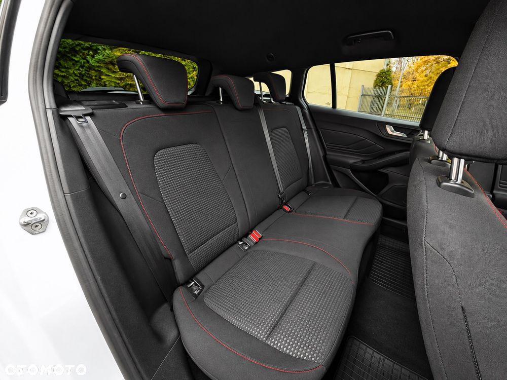 Ford Focus 2.0 TDCi ST-Line ASS PowerShift - 26