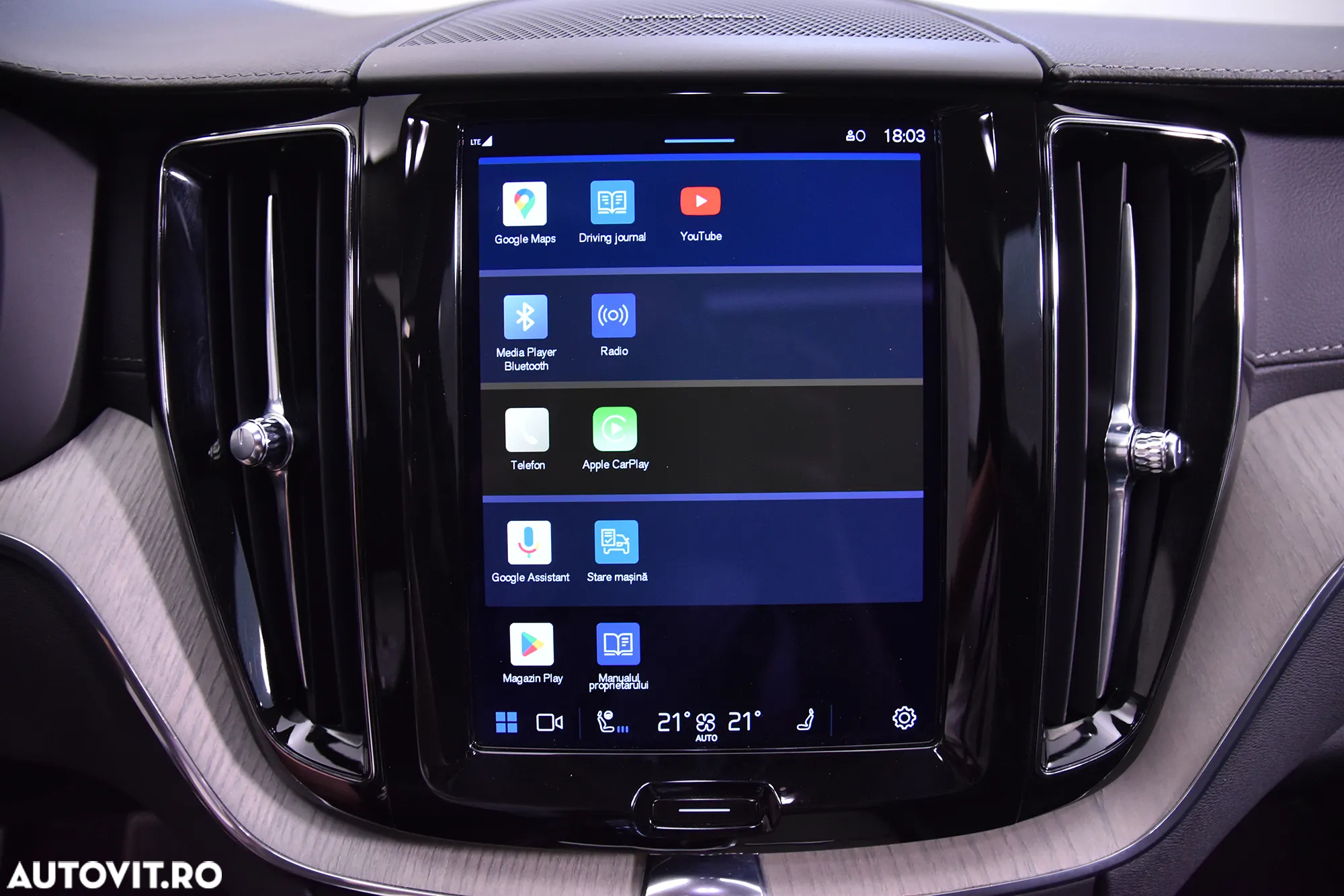 Volvo XC 60 T8 AWD Recharge Core - 18