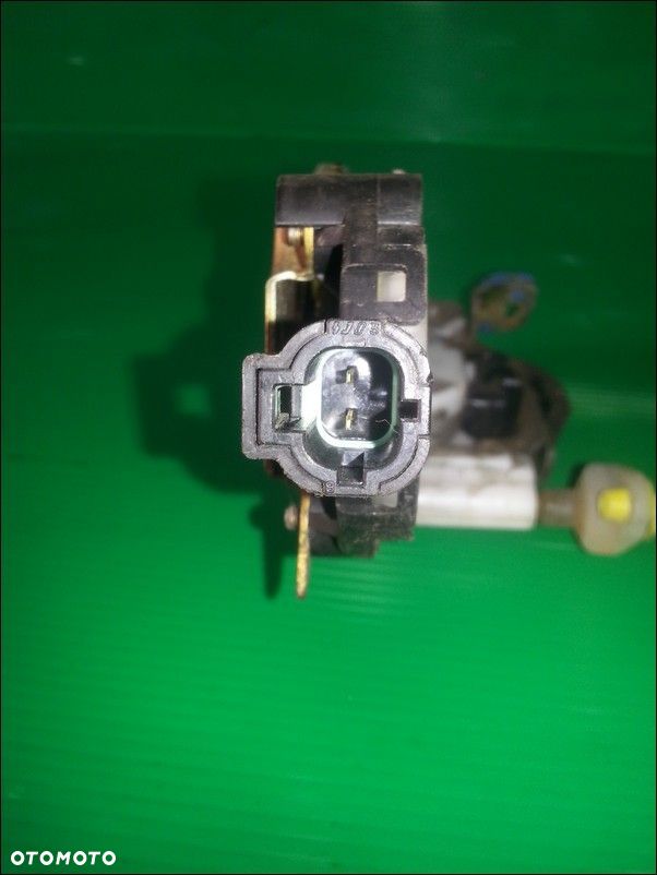 ZAMEK LEWY PRZÓD DRZWI SUBARU IMPREZA - 3