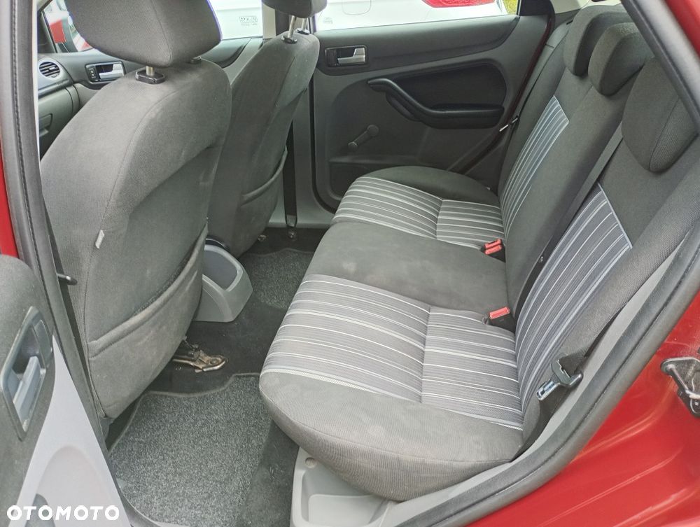 Ford Focus - 7