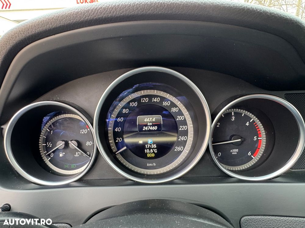 Mercedes-Benz C 200 CDI DPF BlueEFFICIENCY - 22