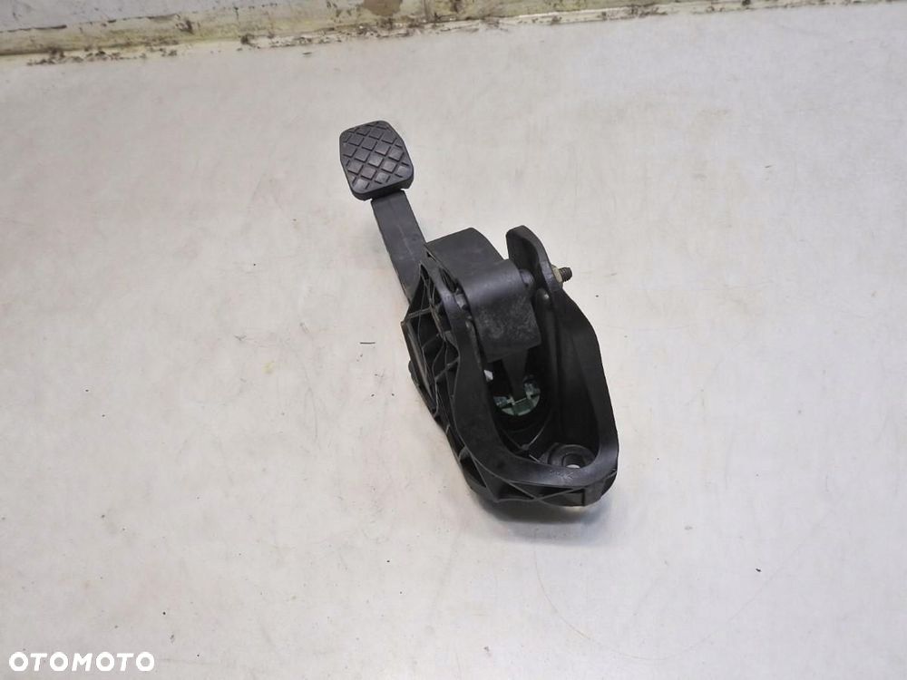 PEDAŁ SPRZĘGŁA VW GOLF V PLUS 1.6 FSI 1K1721059BD - 5