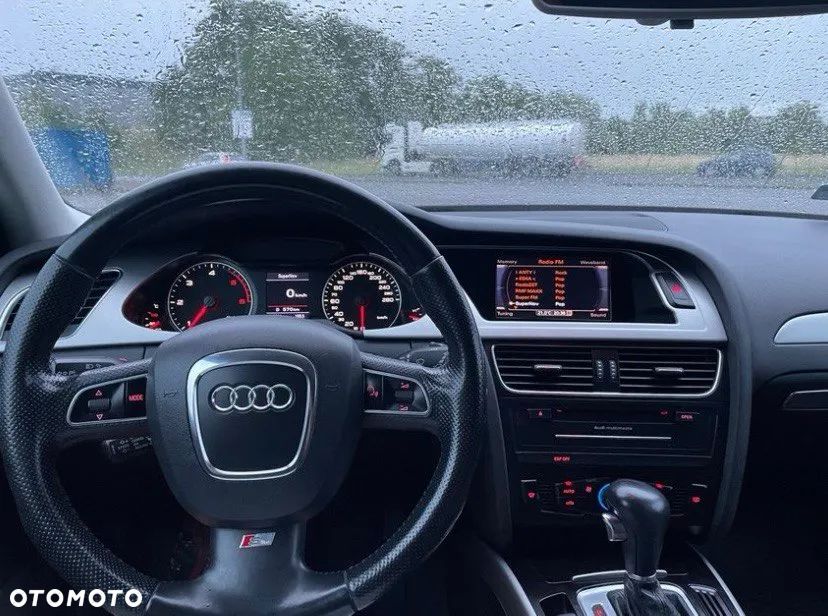 Audi A4 Avant 2.0 TDI Multitronic - 6