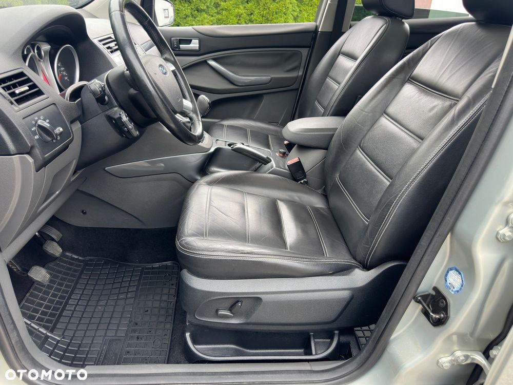 Ford Kuga 2.0 TDCi 4x4 Titanium - 8