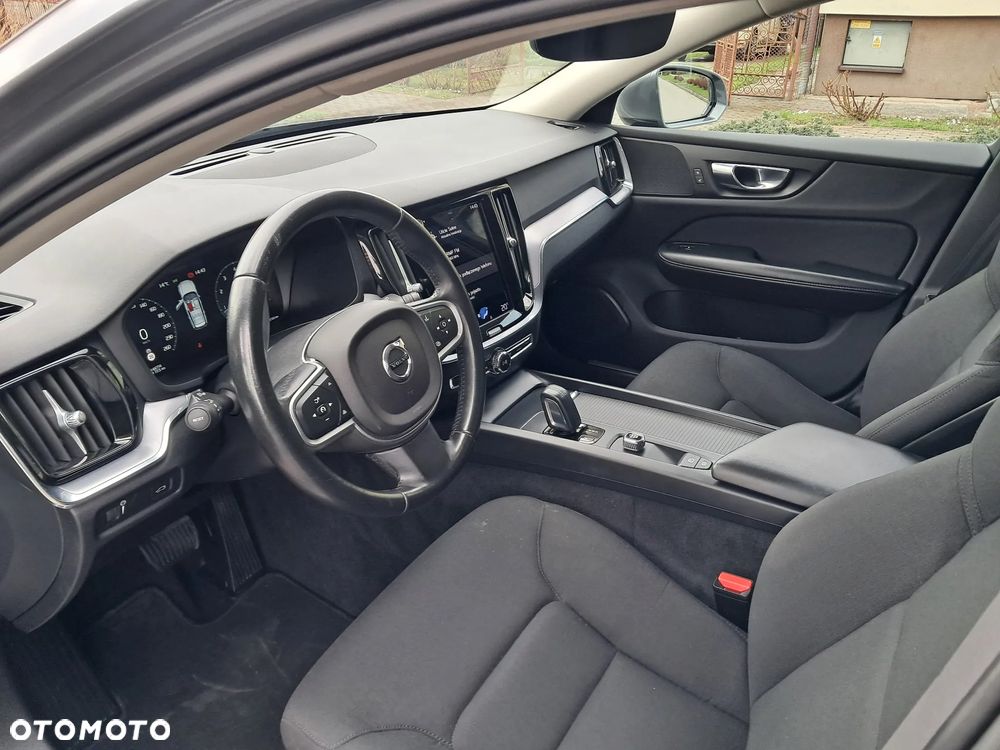 Volvo V60 T4 - 25