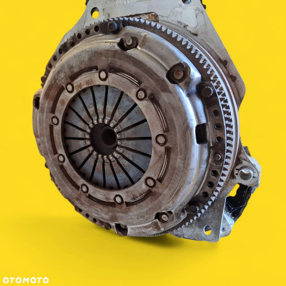 KOLO ZAMACHOWE SPRZEGLO KOMPLET 1.6TDI CLH VW GOLF VII AUDI A3 8V SKODA OCTAVIA III SEAT LEON III SLASK WYSYLKA - 1