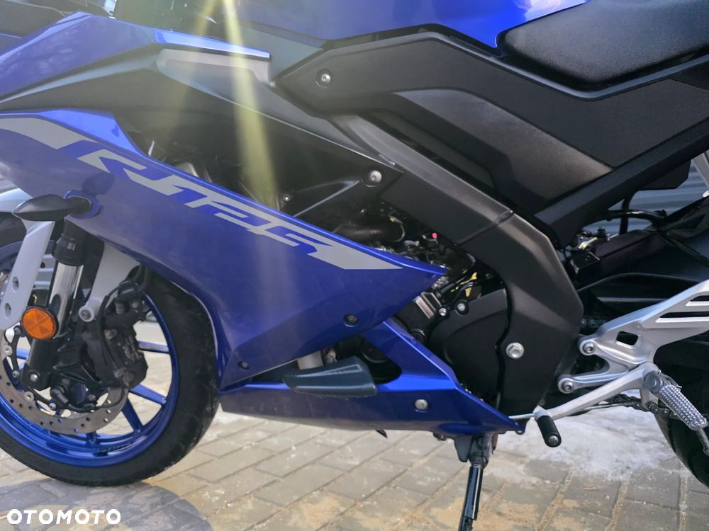 Yamaha YZF - 6